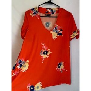 ModCloth Medium Red Floral Short Sleeve Women's Blouse